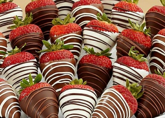 choc strawberries 2